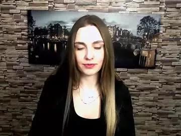 Girls free live sex cams: Check out the satisfaction of typing and cam2cam with our sensual livestreamers, who will teach you all about temptation and desires with their smoking hot physiques.