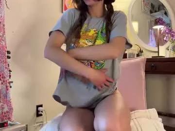 Girls free live sex cams: Check out the satisfaction of typing and cam2cam with our sensual livestreamers, who will teach you all about temptation and desires with their smoking hot physiques.