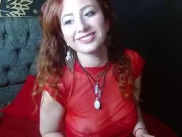 moon_mahowlf from Chaturbate