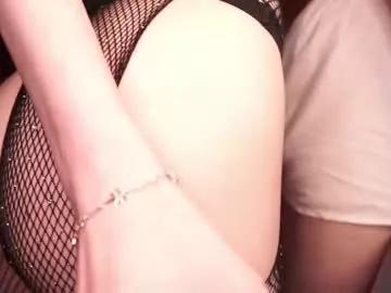 nanamilovestomoe from Chaturbate is Freechat