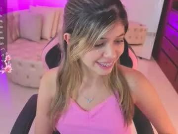 Spur your dreams, talk and cam2cam with smoking hot bigclit and assplay freechat cam hosts. Our picks of naughty trimmed-white, strapon & cheapest-privates-white live cams will incite your thirst. Discover their live productions here for free!