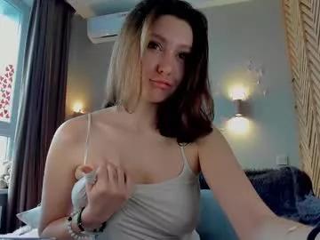 Girls free live sex cams: Check out the satisfaction of typing and cam2cam with our sensual livestreamers, who will teach you all about temptation and desires with their smoking hot physiques.