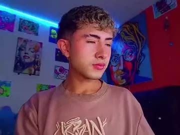 noah_xitruxx from Chaturbate is Freechat
