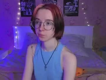 Girls free live sex cams: Check out the satisfaction of typing and cam2cam with our sensual livestreamers, who will teach you all about temptation and desires with their smoking hot physiques.