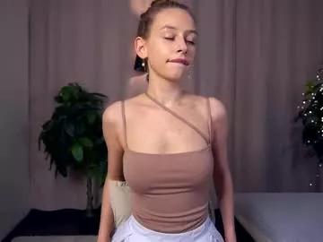 Spur your dreams, talk and cam2cam with smoking hot bigclit and assplay freechat cam hosts. Our picks of naughty trimmed-white, strapon & cheapest-privates-white live cams will incite your thirst. Discover their live productions here for free!