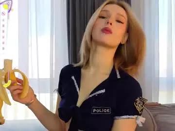 Spur your dreams, talk and cam2cam with smoking hot bigclit and assplay freechat cam hosts. Our picks of naughty trimmed-white, strapon & cheapest-privates-white live cams will incite your thirst. Discover their live productions here for free!