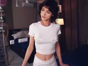 Girls free live sex cams: Check out the satisfaction of typing and cam2cam with our sensual livestreamers, who will teach you all about temptation and desires with their smoking hot physiques.