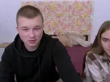Girls free live sex cams: Check out the satisfaction of typing and cam2cam with our sensual livestreamers, who will teach you all about temptation and desires with their smoking hot physiques.