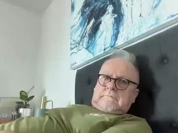 ozhairybearxxxx from Chaturbate is Freechat