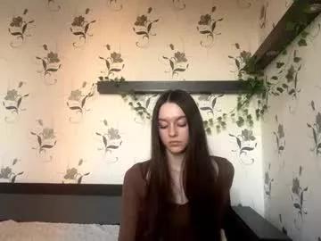 Girls free live sex cams: Check out the satisfaction of typing and cam2cam with our sensual livestreamers, who will teach you all about temptation and desires with their smoking hot physiques.