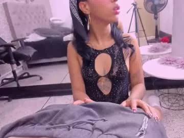 paris_and_luna from Chaturbate is Freechat