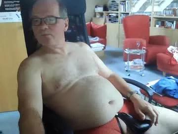 Girls free live sex cams: Check out the satisfaction of typing and cam2cam with our sensual livestreamers, who will teach you all about temptation and desires with their smoking hot physiques.