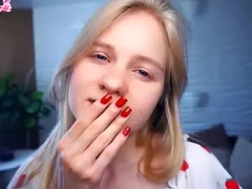 Girls free live sex cams: Check out the satisfaction of typing and cam2cam with our sensual livestreamers, who will teach you all about temptation and desires with their smoking hot physiques.