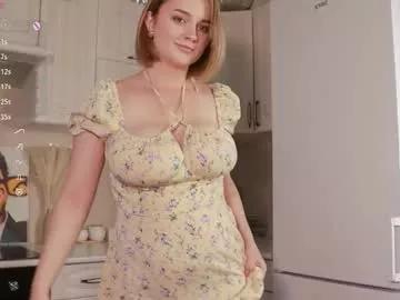 Girls free live sex cams: Check out the satisfaction of typing and cam2cam with our sensual livestreamers, who will teach you all about temptation and desires with their smoking hot physiques.