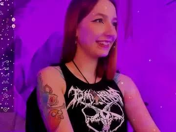 Girls free live sex cams: Check out the satisfaction of typing and cam2cam with our sensual livestreamers, who will teach you all about temptation and desires with their smoking hot physiques.