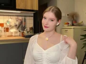 Girls free live sex cams: Check out the satisfaction of typing and cam2cam with our sensual livestreamers, who will teach you all about temptation and desires with their smoking hot physiques.