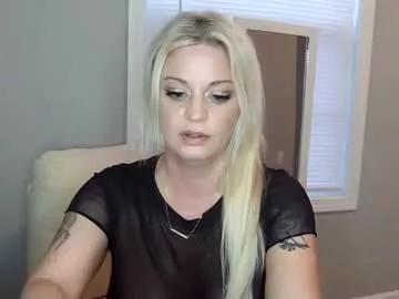 queen_b3555 from Chaturbate