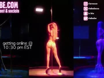 Spur your dreams, talk and cam2cam with smoking hot bigclit and assplay freechat cam hosts. Our picks of naughty trimmed-white, strapon & cheapest-privates-white live cams will incite your thirst. Discover their live productions here for free!