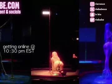 Spur your dreams, talk and cam2cam with smoking hot bigclit and assplay freechat cam hosts. Our picks of naughty trimmed-white, strapon & cheapest-privates-white live cams will incite your thirst. Discover their live productions here for free!