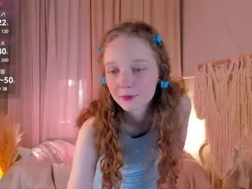 Girls free live sex cams: Check out the satisfaction of typing and cam2cam with our sensual livestreamers, who will teach you all about temptation and desires with their smoking hot physiques.