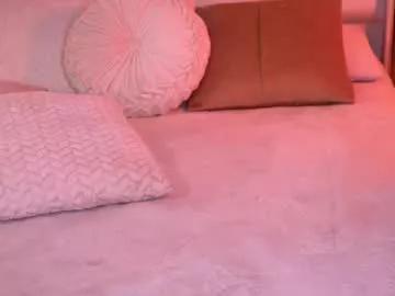 Release your wackiest adult streaming sex cam whims with our squirt page. With so many popular squirt free live sex cams to sort from