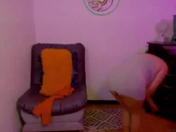Girls free live sex cams: Check out the satisfaction of typing and cam2cam with our sensual livestreamers, who will teach you all about temptation and desires with their smoking hot physiques.