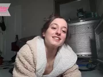 Girls free live sex cams: Check out the satisfaction of typing and cam2cam with our sensual livestreamers, who will teach you all about temptation and desires with their smoking hot physiques.