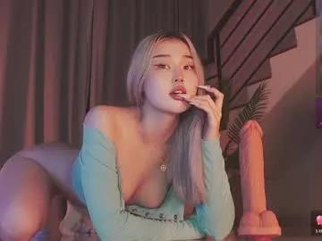 Spur your dreams, talk and cam2cam with smoking hot bigclit and assplay freechat cam hosts. Our picks of naughty trimmed-white, strapon & cheapest-privates-white live cams will incite your thirst. Discover their live productions here for free!
