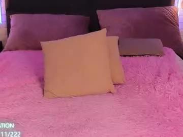 selena_lily from Chaturbate