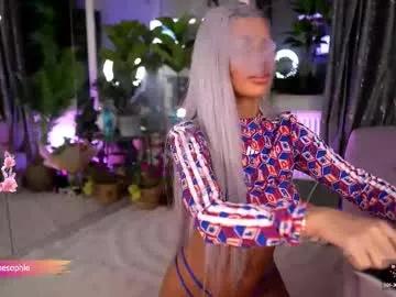 Spur your dreams, talk and cam2cam with smoking hot bigclit and assplay freechat cam hosts. Our picks of naughty trimmed-white, strapon & cheapest-privates-white live cams will incite your thirst. Discover their live productions here for free!