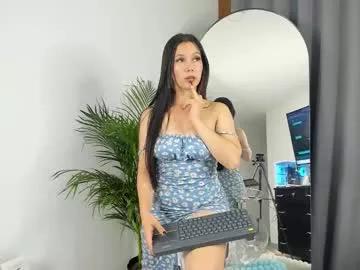 Girls free live sex cams: Check out the satisfaction of typing and cam2cam with our sensual livestreamers, who will teach you all about temptation and desires with their smoking hot physiques.
