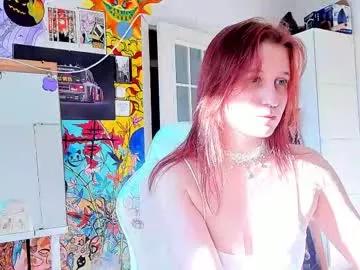 Girls free live sex cams: Check out the satisfaction of typing and cam2cam with our sensual livestreamers, who will teach you all about temptation and desires with their smoking hot physiques.