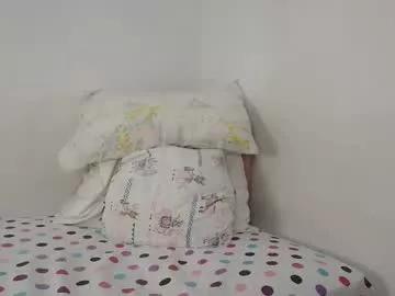 Photos of suzyitsstunning23 from Chaturbate is Freechat