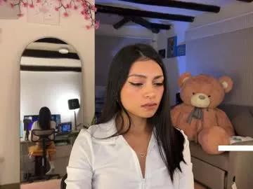 Girls free live sex cams: Check out the satisfaction of typing and cam2cam with our sensual livestreamers, who will teach you all about temptation and desires with their smoking hot physiques.