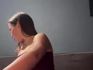 Girls free live sex cams: Check out the satisfaction of typing and cam2cam with our sensual livestreamers, who will teach you all about temptation and desires with their smoking hot physiques.