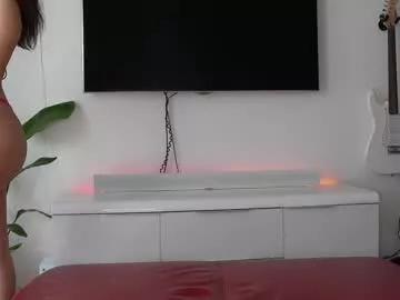 Girls free live sex cams: Check out the satisfaction of typing and cam2cam with our sensual livestreamers, who will teach you all about temptation and desires with their smoking hot physiques.