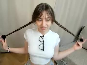 Girls free live sex cams: Check out the satisfaction of typing and cam2cam with our sensual livestreamers, who will teach you all about temptation and desires with their smoking hot physiques.