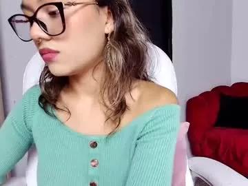 Girls free live sex cams: Check out the satisfaction of typing and cam2cam with our sensual livestreamers, who will teach you all about temptation and desires with their smoking hot physiques.