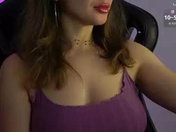 Girls free live sex cams: Check out the satisfaction of typing and cam2cam with our sensual livestreamers, who will teach you all about temptation and desires with their smoking hot physiques.