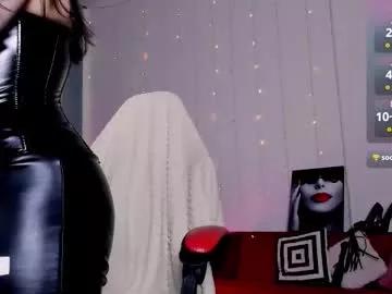 Girls free live sex cams: Check out the satisfaction of typing and cam2cam with our sensual livestreamers, who will teach you all about temptation and desires with their smoking hot physiques.