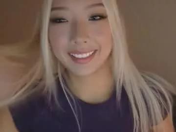 vivianwinters model from Chaturbate