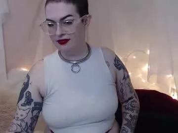 Girls free live sex cams: Check out the satisfaction of typing and cam2cam with our sensual livestreamers, who will teach you all about temptation and desires with their smoking hot physiques.