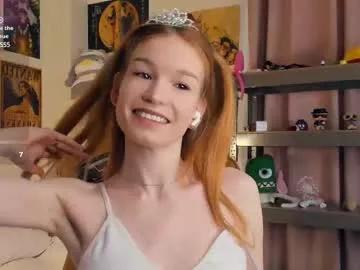 Girls free live sex cams: Check out the satisfaction of typing and cam2cam with our sensual livestreamers, who will teach you all about temptation and desires with their smoking hot physiques.