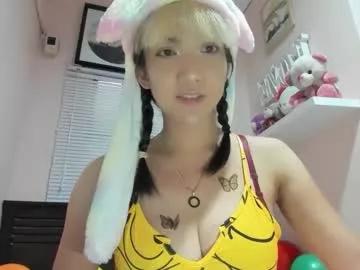 Girls free live sex cams: Check out the satisfaction of typing and cam2cam with our sensual livestreamers, who will teach you all about temptation and desires with their smoking hot physiques.