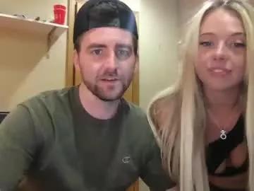 Girls free live sex cams: Check out the satisfaction of typing and cam2cam with our sensual livestreamers, who will teach you all about temptation and desires with their smoking hot physiques.