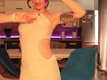 Girls free live sex cams: Check out the satisfaction of typing and cam2cam with our sensual livestreamers, who will teach you all about temptation and desires with their smoking hot physiques.