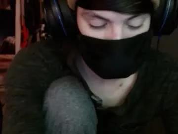 xxwhitefoxx from Chaturbate