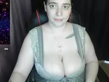 yesenia_bbw from Chaturbate