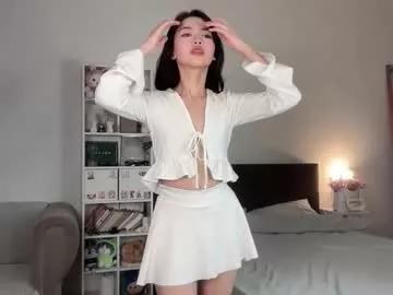 Girls free live sex cams: Check out the satisfaction of typing and cam2cam with our sensual livestreamers, who will teach you all about temptation and desires with their smoking hot physiques.