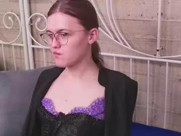 Girls free live sex cams: Check out the satisfaction of typing and cam2cam with our sensual livestreamers, who will teach you all about temptation and desires with their smoking hot physiques.